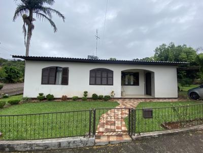 Casa para Venda, em Tr�s Passos, bairro Centro, 3 dormit�rios, 1 banheiro, 1 vaga