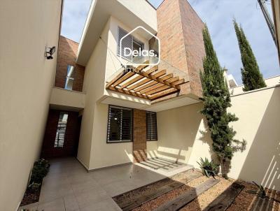 Casa para Venda, em Ipatinga, bairro Cariru, 2 dormit�rios, 2 banheiros, 1 su�te, 2 vagas