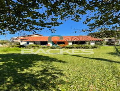 Casa para Temporada, em Bombinhas, bairro Bombas, 3 dormit�rios, 2 banheiros, 1 su�te, 2 vagas