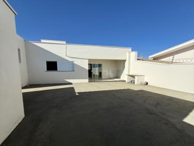 Casa para Venda, em Presidente Prudente, bairro Residencial Porto Belo, 2 dormit�rios, 2 banheiros, 1 su�te, 1 vaga