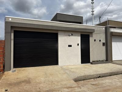 Casa para Venda, em Crato, bairro Santa Luzia, 3 dormit�rios, 2 banheiros, 1 su�te, 2 vagas