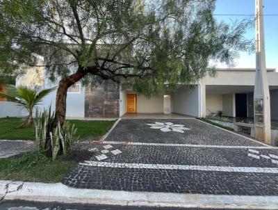 Casa em Condom�nio para Venda, em Bauru, bairro Quinta Ranieri, 3 dormit�rios, 3 banheiros, 1 su�te, 4 vagas