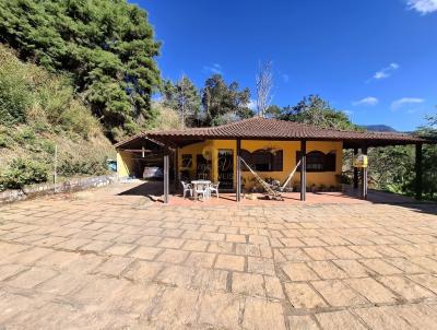 Casa para Venda, em Teres�polis, bairro Jardim Salaco, 2 dormit�rios, 1 banheiro, 1 vaga