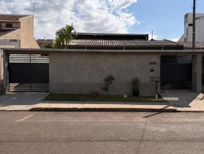 Casa para Venda, em Campo Mour�o, bairro Jardim Lar Paran�, 2 dormit�rios, 2 banheiros, 2 vagas