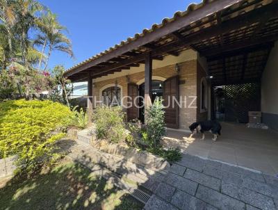 Sobrado para Loca��o, em S�o Sebasti�o, bairro Reserva du Moullin, 3 dormit�rios, 3 banheiros, 1 su�te, 2 vagas