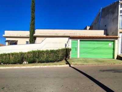 Casa para Loca��o, em Alfenas, bairro Jardim Eunice, 3 dormit�rios, 3 banheiros, 1 su�te, 2 vagas