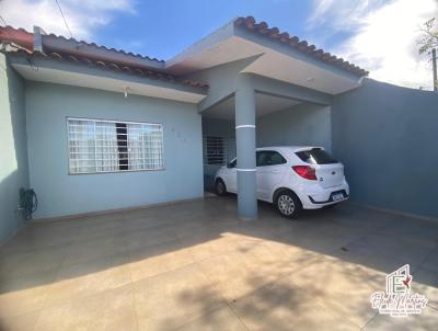 Casa para Venda, em Cascavel, bairro Parque Verde, 4 dormit�rios, 2 banheiros, 2 vagas