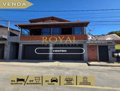 Casa para Venda, em Po�os de Caldas, bairro Centro, 4 dormit�rios, 7 banheiros, 2 su�tes, 1 vaga