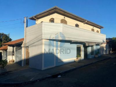 Casa para Venda, em Monte Alto, bairro Vila Aero Clube, 4 dormit�rios, 3 banheiros, 2 su�tes, 2 vagas