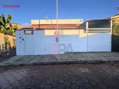 Casa para Venda, em Areado, bairro Centro, 4 dormit�rios, 2 banheiros, 1 su�te, 3 vagas