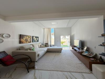 Casa para Venda, em Florian�polis, bairro Santinho, 3 dormit�rios, 1 banheiro, 1 su�te, 2 vagas