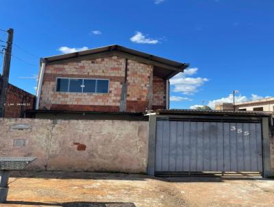 Casa para Venda, em Bauru, bairro N�cleo Habitacional Mary Dota, 4 dormit�rios, 2 banheiros, 2 vagas