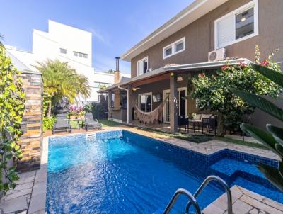 Casa para Venda, em Carapicu�ba, bairro Golf Gardens, 4 dormit�rios, 6 banheiros, 4 su�tes, 4 vagas