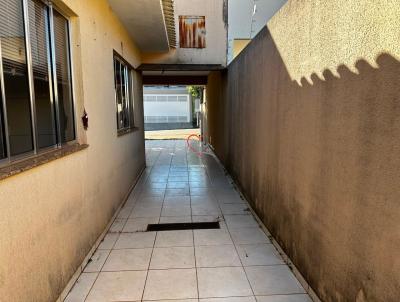 Alto Padr�o para Loca��o, em Umuarama, bairro Parque Bandeirantes, 4 dormit�rios, 2 banheiros, 1 su�te, 1 vaga