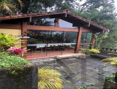 Casa para Venda, em Petr�polis, bairro S�o Sebasti�o, 4 dormit�rios, 2 banheiros, 3 su�tes, 4 vagas
