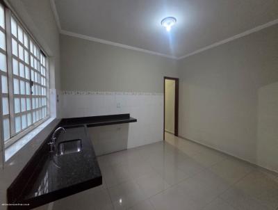 Casas 3 e 4 Quartos para Venda, em Salto, bairro , 3 dormit�rios, 2 banheiros, 1 su�te, 2 vagas
