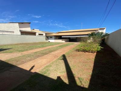 Casa para Venda, em Fernand�polis, bairro Parque Universit�rio, 3 dormit�rios, 3 banheiros, 1 su�te, 6 vagas