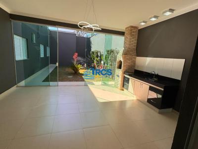 Casa para Venda, em Uberl�ndia, bairro Novo Mundo, 3 dormit�rios, 2 banheiros, 1 su�te, 4 vagas