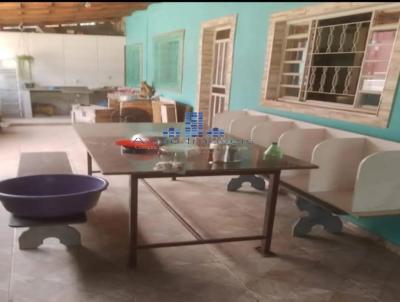 Casa para Venda, em Ibirit�, bairro Washington Pires, 3 dormit�rios, 1 banheiro, 10 vagas