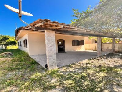 Casa em Condom�nio para Loca��o, em Cabo Frio, bairro Nova Calif�rnia (Tamoios), 2 dormit�rios, 1 banheiro, 3 vagas
