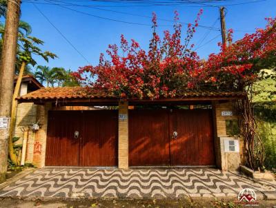 Casa para Venda, em S�o Sebasti�o, bairro Boi�ucanga, 5 dormit�rios, 4 banheiros, 2 su�tes, 6 vagas