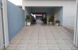 Garagem ampla