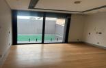 suite 4